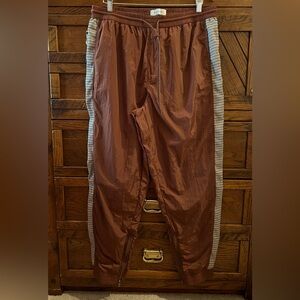 Urban Outfitters  Windbreaker Jogger Pants Sz XL Lined Elastic  Drawstring Waist
